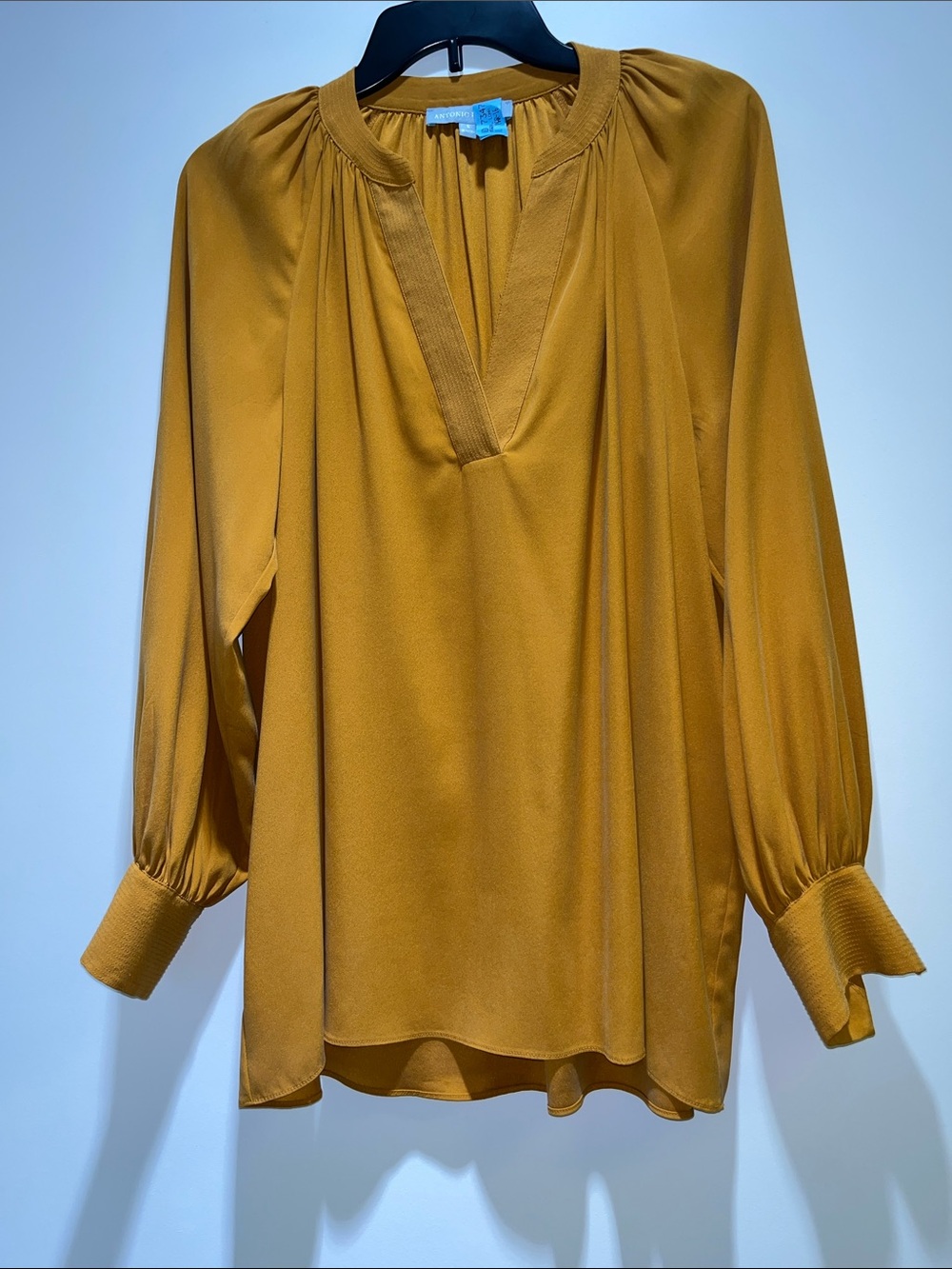 ANTONIO MELANI Mustard V-Neck Peasant Blouse PRICED 2 SELL